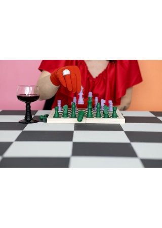 CHESS / BACKGAMMON BETH  